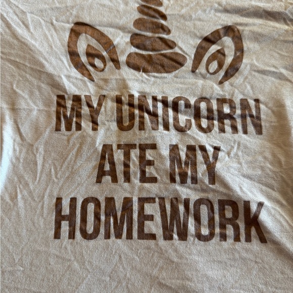 Between girls Size 12 Gray Graphic T-Shirt with Unicorn Print - Picture 2 of 6